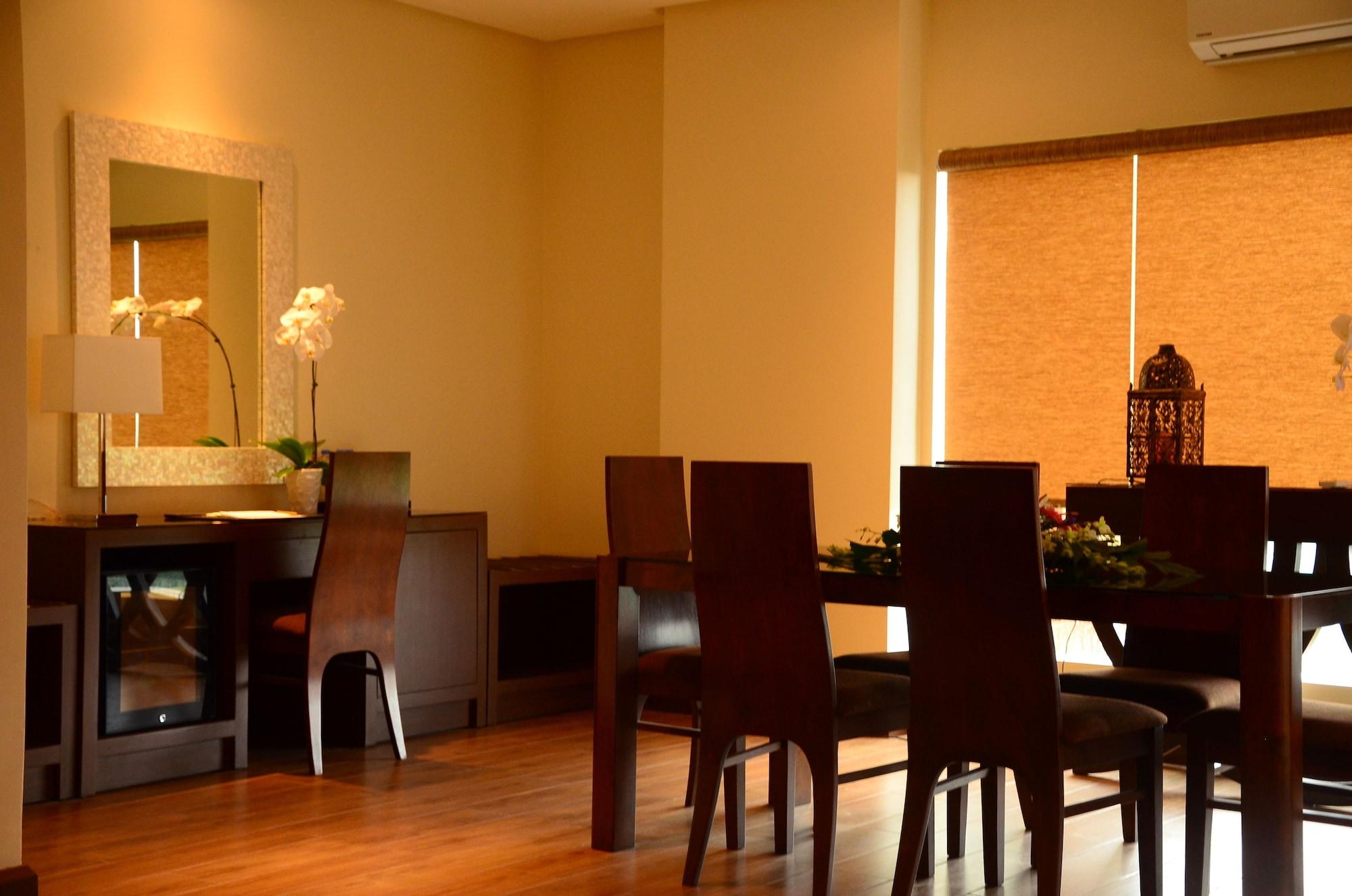 Hotel Monticello Tagaytay Tagaytay City